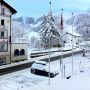 Traumpaar in die Schnee