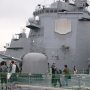 【FleetWeek 横須賀艦艇公開】イージス艦といえばやはり特徴的なのはブリッジに4基装備された八角形のフェイズドアレイレーダー 目みたいに見えるｗ