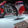 【東京モーターショー2015】GPマシン『RC213V』の公道仕様版RC213V-S お値段2,000万円ｗｗｗｗｗ