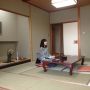 畳の上でブログを更新しました。

河村和奈オフィシャルブログ『かずなろ白書』ー【女子力下さい！】
http://yaplog.jp/kawakazu/archive/1796