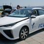 【LEVOLANT CARS MEET 2015】この2台は横浜市の公用車なのか？ 燃料電池車MIRAIとFCX