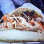 Chinese chicken #burger by Nixy & Lexy: steamed bun, burger, black bean mayonnaise & Chinese coleslaw 
#ziezuid  #tafelopzuid #debuikvanrotterdam