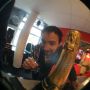 goedeMIDDAAAAAG! Die lunchshow #effeekdom is weer begonnen op #3fm met een glas champagne on the side! #whynot