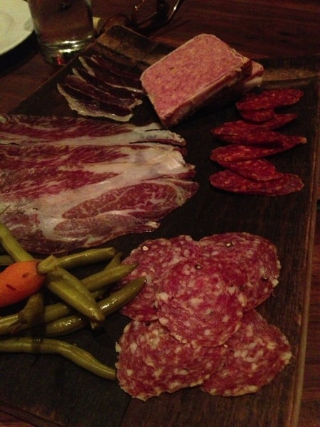 Unexpected day n Houston: got to eat at Underbelly! Gr8 whole-animal cooking/charcuterie.Cured Wagyu "collar"=AMAZING