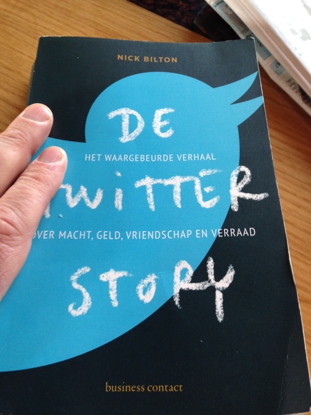 de Twitter story uit! @bizz sympatiek @Ev aardig nuttig  @jack scary manipulatief @noah tragisch. Pageturner. Thanks @nickbilton. Veel drama en leuk geschreven