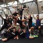 Vandaag had ik de eer om met mijn @vondelgym collega's deze helden van @teamnolimitsnl te trainen. De één mist een arm, de ander een been, er waren rolstoelen, krukken, iemand had MS.... maar wat ze allemaal met elkaar gemeen hebben; ze zien geen beperkingen. De naam van hun team is een levenshouding; er zijn geen grenzen. Waar sommige mensen bij tegenslag vooral benoemen wat er allemaal niet meer mogelijk is, kijken zij juist naar de mogelijkheden. Wat kan ik nog wel?
Zeer inspirerend en leerzaam, vond ik het. Wat een helden. Wat een voorbeeld.

En dank @jayjeremyinstagram en @le_mikey voor jullie hulp bij deze training!