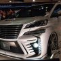  【東京オートサロン2017】うんヴェルファイアはこれくらいの面構えのがらしいなｗ つーか現行型ベースでこれだけカッコよくまとまってるのすげーわｗ