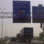 Yep. Was te denken. Ook Eindhoven Rockcity staat volledig vast. Totale ontreddering. #Hanneman