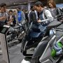 【東京モーターショー2015】BMWブースはバイクコーナーも人混みやべぇｗｗｗ