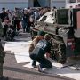 【大洗あんこう祭り】1/1ヴィーゼル空挺戦闘車による履帯交換のデモンストレーション ヤバイこのオッサン達かっけー!!!