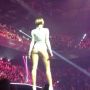 We can't stop cellulite #wedgycirus @mileycyrus #MTVEMA #3FM wat een gave show