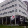 De Rode Kruis vlag op halfstok. Betekent dat nog wat?