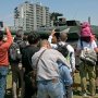 【下志津駐屯地創設61周年記念行事】訓練展示が終了した午後はお待ちかねの装備展示が開始 我先にと車両に人が群がるｗｗｗｗｗｗ 