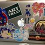 いっぱいシールをはっても際立つヴェデットのクマの存在感ぱない。 