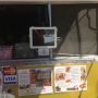 Bij deze foodtruck kun je met NFC betalen. Zelfs als je met cash betaalt kun je je bon per email toegestuurd krijgen.