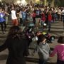Feest op het plein voor de kathedraal