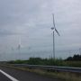Nog tolvrij, dus voor afspraak in Groningen maar over Duitsland. Mooi die windmolens.  