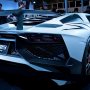 【東京オートサロン2017】Lamborghini Aventador SV これまた600台の限定生産モデル アヴェンタドールのリアビューはいつ見てもｶｺ(・∀・)ｲｲ!! 