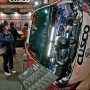 【東京オートサロン2017】どうやらクルマを立て掛けて展示するのが流行っているらしいｗ 