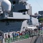 【横浜開港祭 護衛艦たかなみ一般公開】デッキ上に溢れる人・人・人 公開時間終了間際まで人の波は途絶えませんでしたとさｗ 