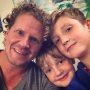 Omdat ik altijd braaf alle insta trends volg, plaats ik een “post” van mijn “story”. 👨‍👦‍👦
#familyportrait #levenmetdeneven #korreldoorhetbuissie