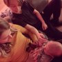 nooit meer loslaten #grootbroerenzuszijnterug #reunited