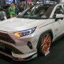 【東京オートサロン2020】どうして車高の高さが美点のSUVをぺったんこにしちゃうかなーｗｗｗ