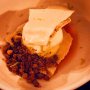Ik keek er al even naar uit: dineren bij Restaurant Watergang, net achter de Weteringschans. Niet geheel toevallig klinken die woorden hetzelfde: de wetering is immers een waterloop of watergang. In het restaurant - dat net open is - vind je naast Mo en Tim, moderne Franse gerechten, zoals dit dessert van joghurtijs, meringue, witte choco crumble en een saus van grapefruit. Het ging geweldig met de Spätlese, maar daar vertelt Mo je graag meer over. 
#weteringbuurt #watergang #debuikvanamsterdam #dessert #foodtips