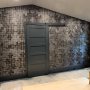 Wallpaper Hanger and wallcovering contractors in Seattle