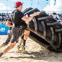 De @beachthrowdown qualifiers komen er aan! Zaterdag 14 april draaien we de 3 kwalificatieworkouts op onze locatie in oost. 
Vele Vondeltroopers hebben hier in het verleden al aan deelgenomen en ook een flink aantal zelfs tot aan de finaledagen aan toe. De Beach Throwdown is een buddytournooi op het strand, de kwalificaties bestaan uit 3 uitdagende workouts die jij en je buddy op 1 dag in de gym doen. Afhankelijk van je niveau kun je gaan voor regular of scaled. 
Inschrijven kan op www.beachthrowdown.com

P.s. De Beach Throwdown finale is op 13, 14 en 15 juli.