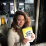 ‘Nou mensen, ik begin al aardig op Sinterklaas te lijken want ik mag weer wat weggeven! Van de lieve Wouter de Jong mag ik maar liefst zes exemplaren weg geven van zijn bestseller ‘Mindgym’. Een boek voor je koppie dus! Wat moet je doen???? Onder deze post uitleggen waarom jouw brains heel erg nodig naar de sportschool moeten. De zes meest grappige, ontroerende of originele reacties krijgen een prachtig exemplaar thuis gestuurd. Inmiddels ligt er ook al een deel twee van het boek in de winkels, volg @wouter_mindgym om op de hoogte te blijven! #win #winnen #boek #mindgym #wouterdejong #workout #leuk #gratis #boekvoorjekop #sportschoolvoorjegeest #injekracht #sinterklaas #kerstman