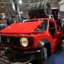 【東京オートサロン2020】そのお隣にはJIMNY ADVENTUREからインスパイアされた、極限まで下げるジムニー風味の超シャコタンスラムド・トラッキンをスズキのラパンで再現したマシンがｗ