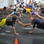 Naast het succes van onze CrossFit kids lessen zijn de CrossFit teens ook begonnen onder leiding van onze @loraine_pengel 💪
•
Wees welkom! Elke vrijdag 17:30 in het Huijgenscollege
#crossfitteens #crossfit #vondelgym