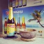 Hahaaaa Mongozo kwam ff wat dozen bananenbier brengen voor de #bananenexpo komende zondag 😃😍🍌🍺 #amersfoort #banaan #bier #mongozo